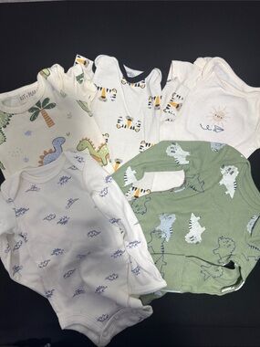 Baby  Onesies Bundle.